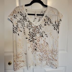 Comfy, Casual Lularoe Top